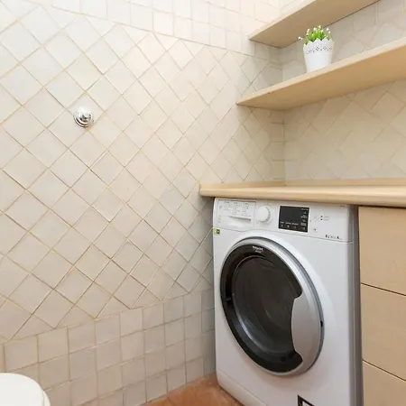 Apartment In Leonardo Da Vinci Rom